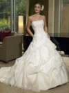 hermoso vestido de novia importado nuevo, con velo y liga a solo $155.000 