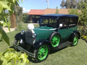 JORGE RAMIREZ Anuncios gratis para novios en Santiago |  ARRIENDO HERMOSA BURRITA FORD A&Ntilde;O 1928 PARA PASEOS DE NOVIOS-MATRIMONIOS, BURRITA PARA PASEOS DE NOVIOS DENTRO Y FUERA DE SANTIAGO 094327727