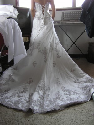 Macarena Hern&aacute;ndez Anuncios gratis para novios en La Reina |  Vestido de novia importado, Muy elegante y c&oacute;modo