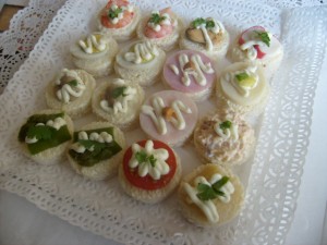 Sergio Anuncios gratis para novios en Santiago |  Cocktel eventos fiestas celebraciones bodas bautizos pinchos pizetas canape, servicio de cockteleria domicilios 085355494