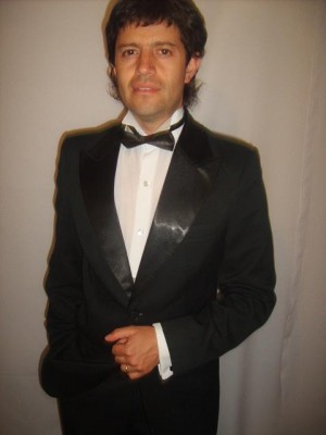 Luisa B Anuncios gratis para novios en Maip&uacute; |  Trajes Bodas Novios Smoking, Arriendo Smoking frac Chaque