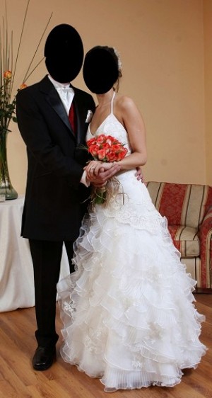 Bernardita Morey Anuncios gratis para novios en Providencia |  Vendo hermoso vestido novia, Dise&ntilde;ado por CAROLINA COUSI&Ntilde;O