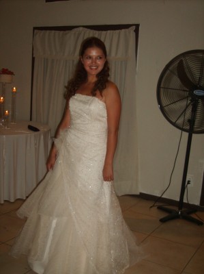 paulina Anuncios gratis para novios en Santiago |  hermoso vestido, hermoso vestido color marfil