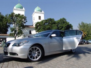 Mauricio Henr&iacute;quez Anuncios gratis para novios en Santiago |  Autos BMW para matrimonios, BMWs serie 5 m&aacute;x lujo, para matrimonios al mejor precio http://www.vipautos.cl