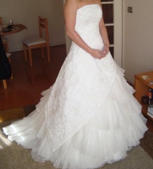 Carolina Anuncios gratis para novios en &Ntilde;u&ntilde;oa |  VESTIDO NOVIA PUNTO CLAVE, Talla 36-40. Remato en $250.000