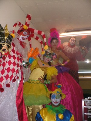 Rey Momo Producciones Anuncios gratis para novios en Santiago |  entrega de cotill&oacute;n, zanquistas, malabaristas, batucadas y personajes ..., carnaval veneciano y carnavales tem&aacute;ticos, los mejores y unicos de Chile