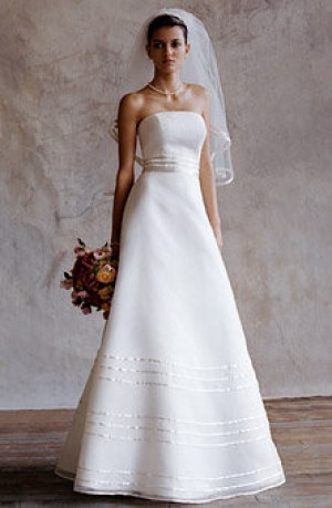 Mariella Anuncios gratis para novios en La Reina |  vestidos de novia usados, remato hasta $50.00