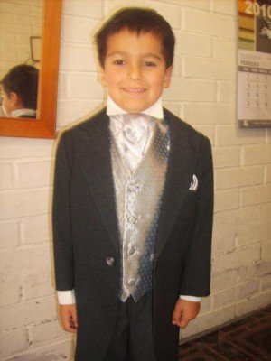 Eduardo C. Anuncios gratis para novios en Maip&uacute; |  Trajes ni&ntilde;os pajes bodas , Trajes para bodas ni&ntilde;os
