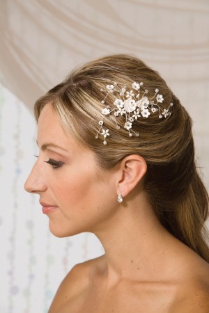 Mulier Anuncios gratis para novios en Vitacura |  Tiaras, diademas, tocados para novias, Collares, aros, tocados