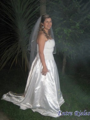 emelyn pinto Anuncios gratis para novios en San Pedro de la Paz |  vendo vestido de novia, hermoso vestido solo un uso con todos sus accesorios