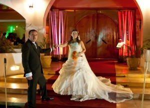 Lilian Guajardo Anuncios gratis para novios en La Cisterna |  VENDO VESTIDO DE NOVIA $250.000, Vestido de novia color Ivory, incluye falso y velo talla 36-38