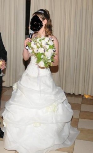 natalia  Anuncios gratis para novios en Santiago |  se vende vestido de novia talla 36-38 usado en nov.2010 valor $290.000, elegantisimo vestido, esta limpio y se incluye el falso, la tiara y los zap