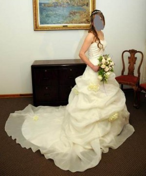 natalia Anuncios gratis para novios en Santiago |  se vende vestido de novia 36-38 elegantisimo usado en nov.2010 $290.000, se regalan la tiara, el falso y zapatos