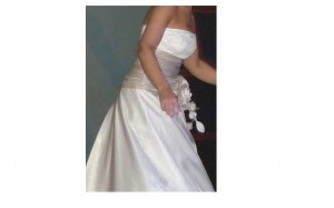 Magdalena Mazuela Anuncios gratis para novios en Santiago |  VENDO VESTIDO DE NOVIA HECHO POR EL DISE&Ntilde;ADOR JAIME TRONCOSO, Vi&ntilde;a del Mar y Santiago