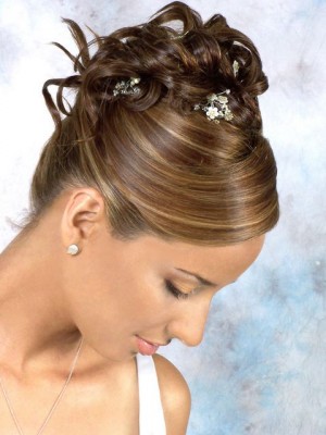 Beauty Domicilio Anuncios gratis para novios en &Ntilde;u&ntilde;oa |  Peluquer&iacute;a Domicilio **Maquillaje y Peinado** Fiestas, Toda la Regi&oacute;n Metropolitana