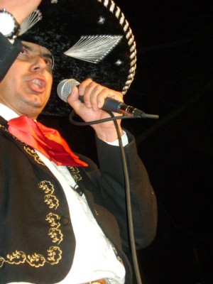 fernando Anuncios gratis para novios en Santiago |  SERENATAS A DOMICILIO � MARIACHIS, el mejor grupo de chile