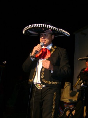 FERNANDO.CHARRO Anuncios gratis para novios en Santiago |   MARIACHIS-SERENATAS A DOMICILIO, SORPRESA   UNA SERENATA EL DIA DE SU BODA 