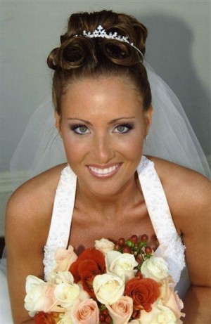  Anuncios gratis para novios en La Florida |  Especialista en maquillaje y peinados novias, En la comodidad de tu hogar civil religioso Reserva ya 2011 est&eacute;tica m&oacute;vil 