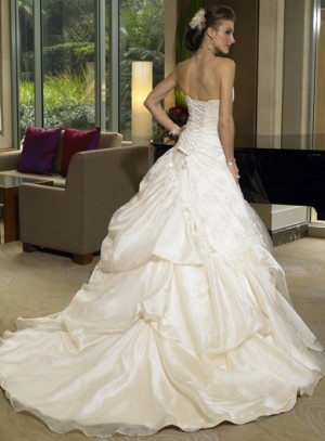 CLAUDIA Anuncios gratis para novios en Providencia |  VENDO PRECIOSO VESTIDO IMPORTADO NUEVO A SOLO $155.000, TALLAS DISPONIBLES 38 Y 40, COLOR IVORY, CON PRECIOSA PEDRER&Iacute;A