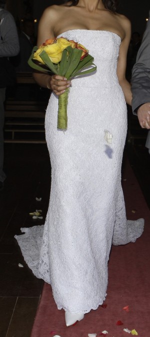 �M.lopez Anuncios gratis para novios en Santiago |  ESPECTACULAR VESTIDO DE NOVIA A MENOS DE LA MITAD DE SU PRECIO, PRECIOSO, EXCLUSIVO  Y &Uacute;NICO. FOTO ORIGINAL, ASI QUEDA PUESTO EL VESTIDO