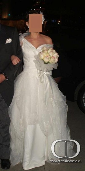 STEFANIA Anuncios gratis para novios en Las Condes |  VESTIDO DE NOVIA EXCLUSIVO, COMPRADO EN NUEVA YORK