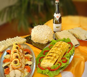 Roberto Anuncios gratis para novios en Puerto Montt |  BANQUETERIA R & M, Matrimonios, cumplea&ntilde;os, Fiestas Empresas.