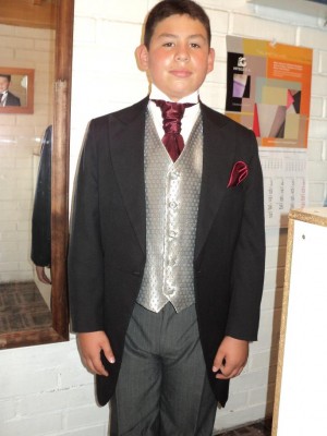 Eduardo Anuncios gratis para novios en Maip&uacute; |  Trajes Bodas Juveniles, Chaquet talla juvenil