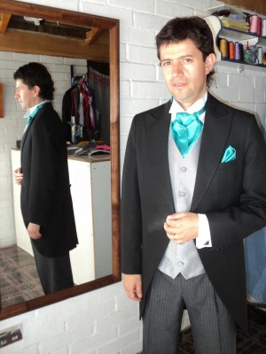 Eduardo Anuncios gratis para novios en Maip&uacute; |  Trajes de novio, Sastreria novios bodas