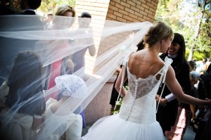 Davina Anuncios gratis para novios en Vitacura |  Vestido de Novia de Luciano Br&aacute;ncoli talla 36 - 38: $350.000, Perfecto estado
