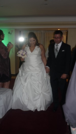 carolyn osorio Anuncios gratis para novios en Santiago |  Vestido de novia talla 54-56 Juvenil, Exclusivo casa Blanca perfectas condiciones $150000