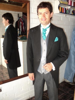 Eduardo Anuncios gratis para novios en Maip&uacute; |  Vestuario novio, Vestuario bodas