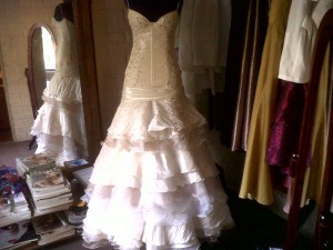 SUSANA PARDO Anuncios gratis para novios en La Florida |  DISE&Ntilde;O Y CONFECCI&Oacute;N DE VESTIDOS DE NOVIA, FIESTA., CONFECCI&Oacute;N A A LA MEDIDA DE VESTIDOS DE NOVIAS