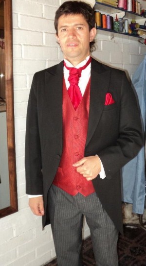 Eduardo Anuncios gratis para novios en Maip&uacute; |  Trajes bodas, Trajes para bodas