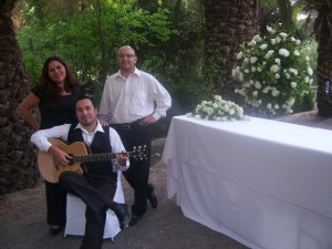 VIRGINIA CARRASCO Anuncios gratis para novios en Santiago |  MUSICA PARA MATRIMONIOS AZAHAR, desde $ 40.000.-