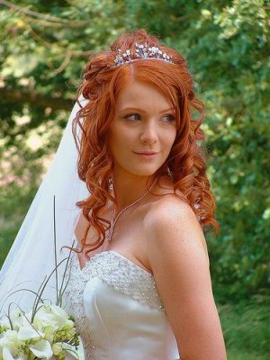 Francisca N&uacute;&ntilde;ez Anuncios gratis para novios en Santiago |  peinado de novias, maquillaje, manicure a domicilio, bajos precios!, cat&aacute;logo con m&aacute;s de 100 peinados a tu elecci&oacute;n.