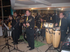 CHRISTIAN VERA Anuncios gratis para novios en Santiago |  ORQUESTA TROPICAL PARA MATRIMONIOS Y EVENTOS BANDA SHOW, matrimonios