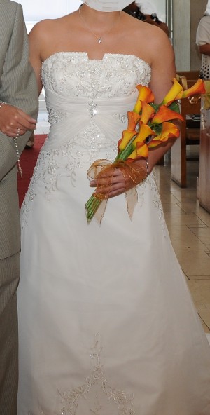 Marisol Anuncios gratis para novios en Santiago |  Se vende vestido de novia, $350.000 , color ivory, talla 38