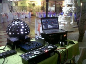 rzproducciones Anuncios gratis para novios en Santiago |  amplificacion y dj para matrimonios, animador,karaoke,baile entretenido, luces
