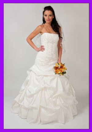 camila Anuncios gratis para novios en Las Condes |  Vestido de la Casa Blanca, Muy lindo!!!