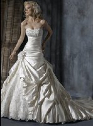 CLAUDIA Anuncios gratis para novios en Providencia |  GRAN LIQUIDACI&Oacute;N DE VESTIDOS DE NOVIA NUEVOS IMPORTADOS!!! , M&Aacute;S DE 10 MODELOS, FINAS TERMINACIONES DESDE LA TALLA 36 A LA 46    