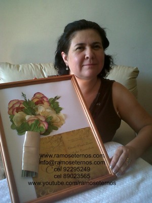 http://www.ramoseternos.com Anuncios gratis para novios en Vitacura |  Cristina Diaz, en su taller http://www.ramoseternos.com conserva tu ramo de novia , enmarcados de todo tipo de arreglo floral