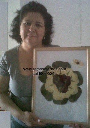http://www.ramoseternos.com Anuncios gratis para novios en Vitacura |  Conservacion enmarcado de ramos de novia, Cristian Diaz, servicio para todo Chile