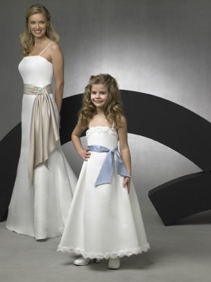 Mimadas Anuncios gratis para novios en Talca |  Arriendo y venta vestidos de novias y pajes, Mimadas vestidos