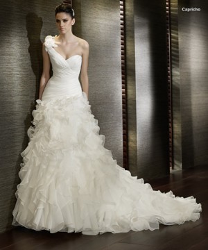 Lorena Riveros Anuncios gratis para novios en Las Condes |  Vestido de Novia San Patrick, Modelo CAPRICHO