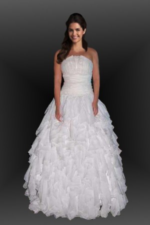 Valeria Aranda Anuncios gratis para novios en Macul |  Vendo vestido de novia de Dise&ntilde;adora Macarena Palma, Exclusivo y unico dise&ntilde;o