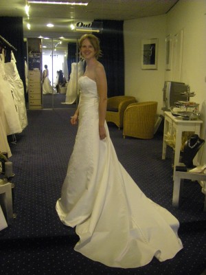 Jiska Vos Anuncios gratis para novios en Vitacura |  Precioso vestido de Holanda, Talla 36/38