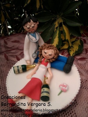 Bernardita Vergara Anuncios gratis para novios en Santiago |  CUPULAS DE NOVIOS EN AZUCAR A PEDIDO, FIGURAS DE NOVIOS CON CARACTERISTICAS PERSONALES 