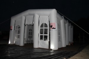 Jose Manuel Rojas Anuncios gratis para novios en Talca |  ARRIENDO DE CARPA INFLABLE PARA EVENTOS, Capacidad max 60 personas (10mts x 6mts x4mts)