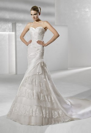 Karen  Anuncios gratis para novios en &Ntilde;u&ntilde;oa |  Vestido de novia NUEVO marca La Sposa a mitad de precio!!, Modelo Madeiro color Ivory talla 40