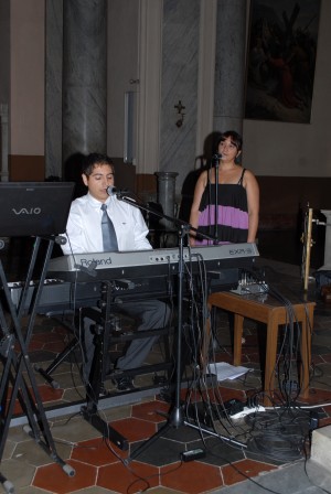 Alejandra Gonz&aacute;lez Anuncios gratis para novios en Vitacura |  M&uacute;sica y Canto para Matrimonios  Religiosos y Show Saxof&oacute;n durante la cena, Coro para Matrimonios Regi&oacute;n Metropolitana